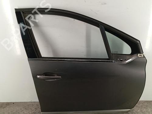 right-front-door-peugeot-2008-i-cu_-2013-39521988 main image