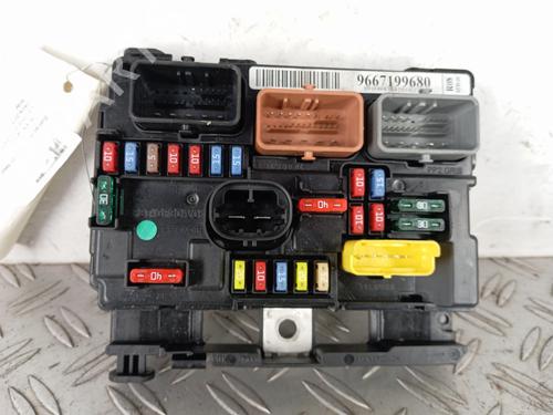fuse-box-citroen-c3-ii-sc_-2009-34315801 main image