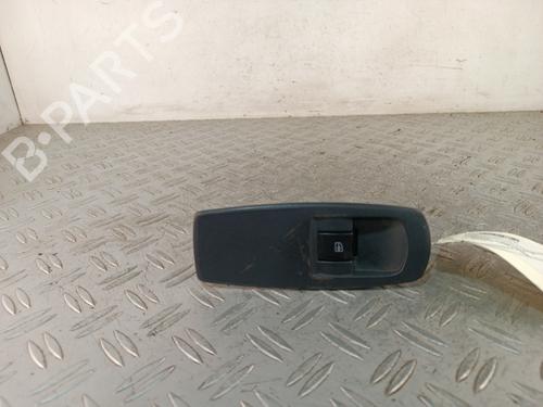 Used Right front window switch Right front window switch RENAULT KOLEOS I (HY_) 2.0 dCi 4x4 (HY0K) (150 hp) 34319289 34319289