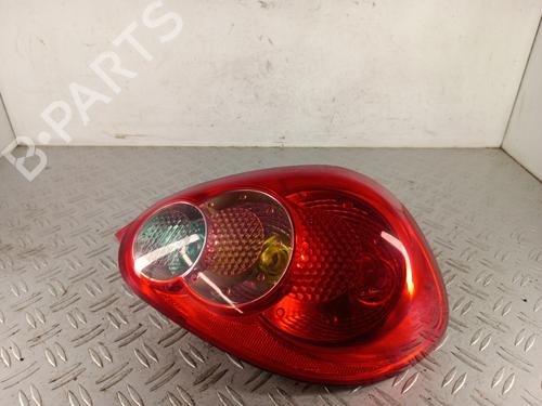 Farolim direito Farolim direito TOYOTA AYGO (_B1_) 1.0 (KGB10_, KGB10R) (68 hp) 34316189 34316189