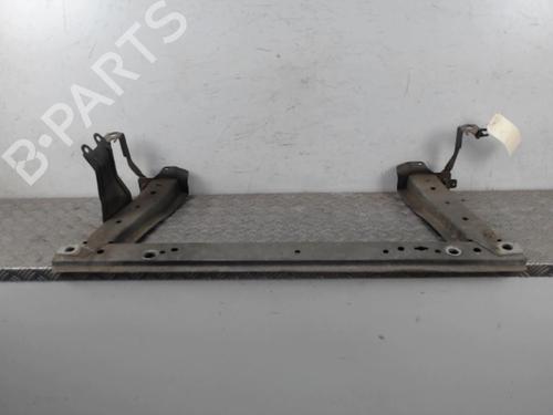 Used Crossmember Crossmember RENAULT SCÉNIC II (JM0/1_) [2003-2010] 34305714 34305714