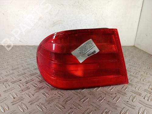 Used Left taillight Left taillight MERCEDES-BENZ E-CLASS (W210) E 290 Turbo-D (210.017) (129 hp) 34313974 34313974