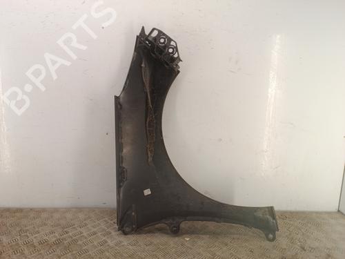 Used Left front fenders Left front fenders 37715458 37715458