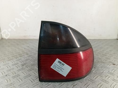 Used Right taillight Right taillight RENAULT LAGUNA I (B56_, 556_) 2.0 (114 hp) 39954179 39954179