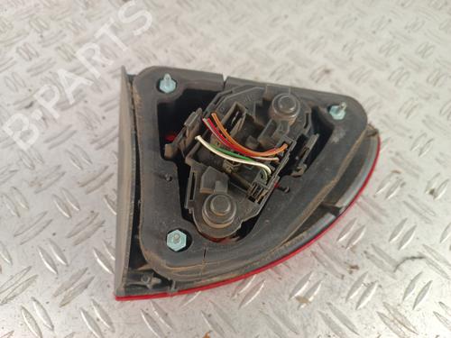 Used Right taillight Right taillight SEAT LEON (1M1) 1.4 16V (75 hp) 34311801 34311801