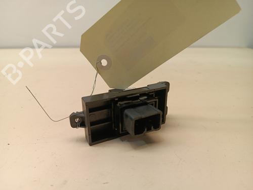 Right front window switch HYUNDAI i30 Estate (GD) 1.6 GDI | BP38088583I26 - Image 2