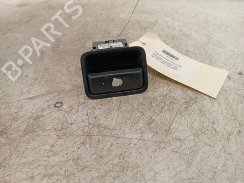 switch-mercedes-benz-a-class-w176-2012-2013-2014-2015-2016-2017-2018-34308639 main image