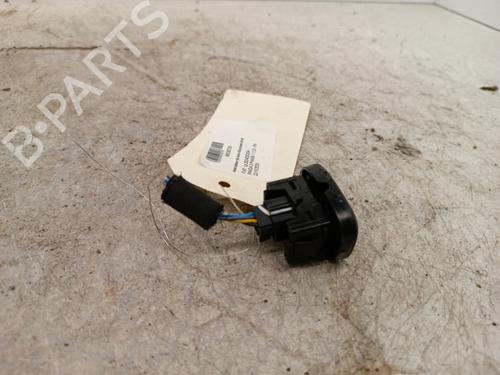 Used Right front window switch Right front window switch FIAT PANDA (312_, 319_) 1.2 (312PXA1A) (69 hp) 34307812 34307812