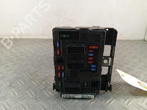 Used Fuse box Fuse box CITROËN XSARA PICASSO (N68) 1.6 HDi (109 hp) 40224250 40224250