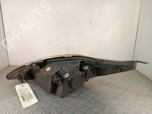 Used Right headlight Right headlight 39110018 39110018
