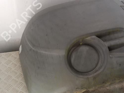 Used Front bumper Front bumper 37022068 37022068