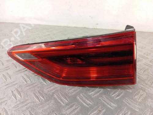right-tailgate-light-vw-golf-vii-5g1-bq1-be1-be2-2012-2013-2014-2015-2016-2017-2018-2019-2020-2021-34318979 main image