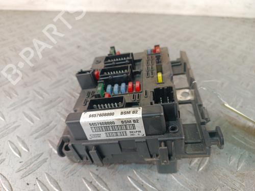 Used Fuse box Fuse box 36900962 36900962