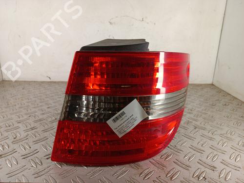 Højre baglygte Højre baglygte MERCEDES-BENZ B-CLASS Sports Tourer (W245) B 180 CDI (245.207) (109 hp) 34315520 34315520