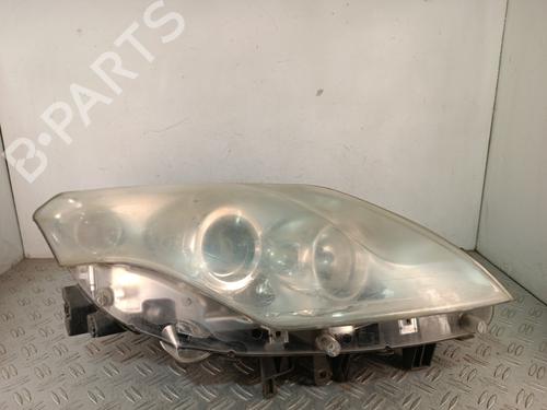 Used Right headlight Right headlight RENAULT LAGUNA III (BT0/1) 2.0 dCi (BT07, BT0J, BT14, BT1A, BT1S) (131 hp) 35934572 35934572