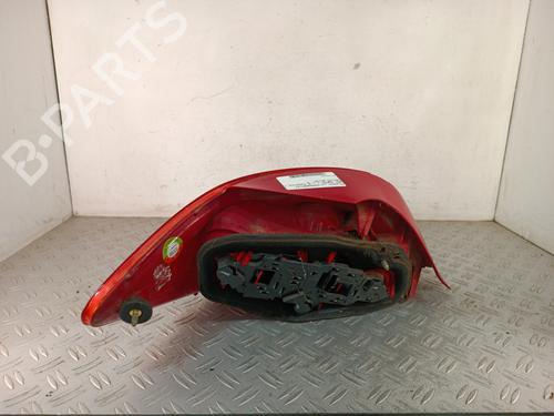 Used Right taillight Right taillight PEUGEOT 307 (3A/C) 1.6 16V (109 hp) 38954094 38954094