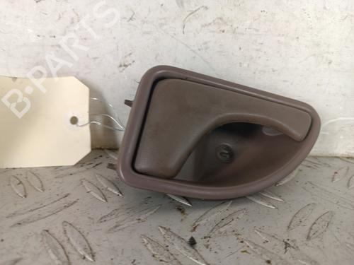 Højre fortil invendig håndtag Højre fortil invendig håndtag RENAULT TWINGO I (C06_) 1.2 (C066, C068) (58 hp) 34316835 34316835