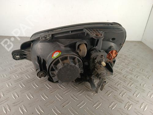 Used Right headlight Right headlight HYUNDAI SANTA FÉ I (SM) 2.0 CRDi 4x4 (125 hp) 34310966 34310966