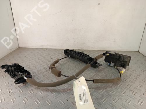 front-left-lock-nissan-pulsar-hatchback-c13-2014-34632423 main image