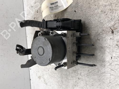Used ABS pump ABS pump TOYOTA AURIS (_E15_) 1.4 D-4D (NDE150_, NDE150R) (90 hp) 34306673 34306673