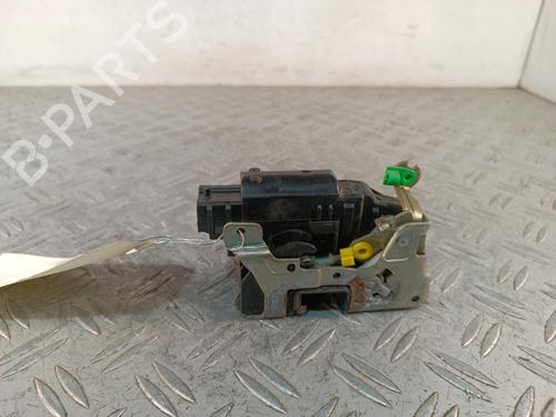 Used Front right lock Front right lock RENAULT MASTER II Bus (JD) [1997-2010] 34319746 34319746