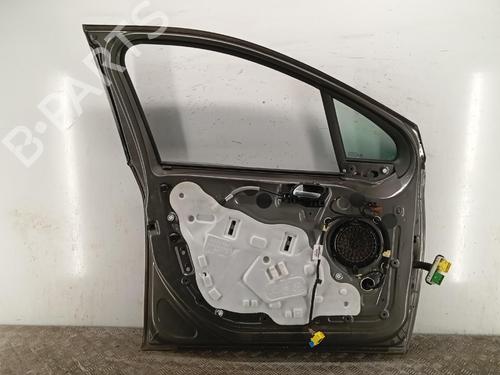 Used Left front door Left front door 38079873 38079873