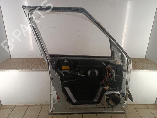 Used Left front door Left front door LAND ROVER RANGE ROVER III (L322) 3.0 D 4x4 (177 hp) 34314939 34314939