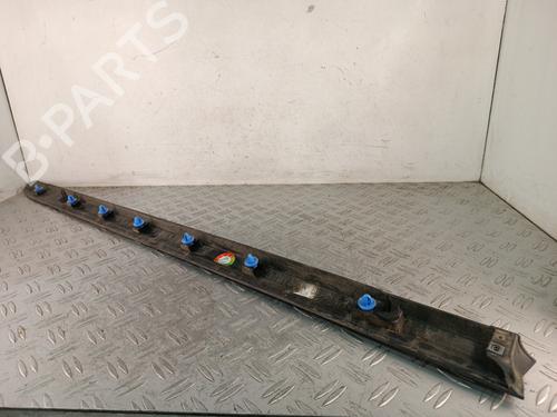 door-moulding-trim-renault-clio-v-b7_-2019-37738595 main image