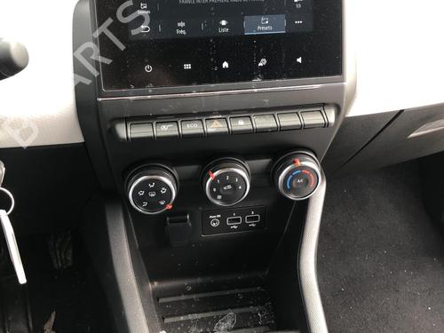 display-monitor-renault-clio-v-b7_-2019-37738688 main image