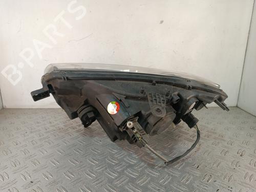Used Right headlight Right headlight DACIA SANDERO II 1.5 dCi (90 hp) 34708439 34708439