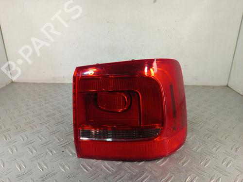Right taillight VW TOURAN (1T3) 1.6 TDI | BP37474329C35 - Image 2
