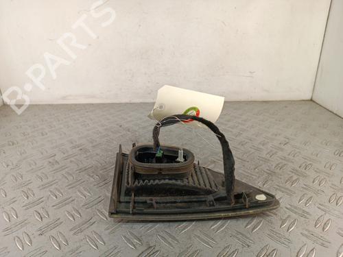 right-tailgate-light-renault-scenic-iii-jz01_-2008-2009-2010-2011-2012-2013-2014-2015-2016-34319518 main image