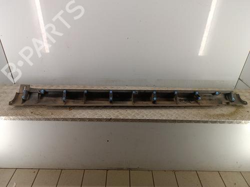 Venstre sidekjole Venstre sidekjole CITROËN C4 CACTUS 1.2 VTi 82 (82 hp) 34313292 34313292