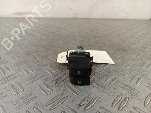 Used Left front window switch Left front window switch RENAULT MEGANE II (BM0/1_, CM0/1_) [2001-2012] 34318349 34318349