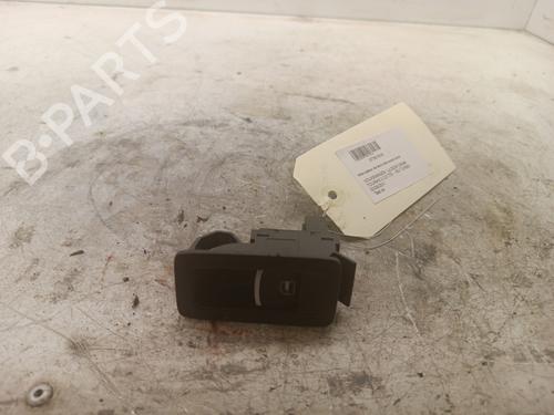 Mando elevalunas delantera derecho Mando elevalunas delantera derecho VW TOURAN (1T3) [2010-2016] 34310053 34310053