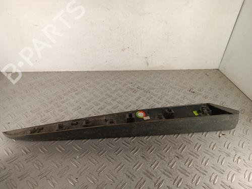 Dørlist Dørlist RENAULT CLIO IV Grandtour (KH_) 1.5 dCi 90 (KHN3, KHN4) (90 hp) 34312584 34312584