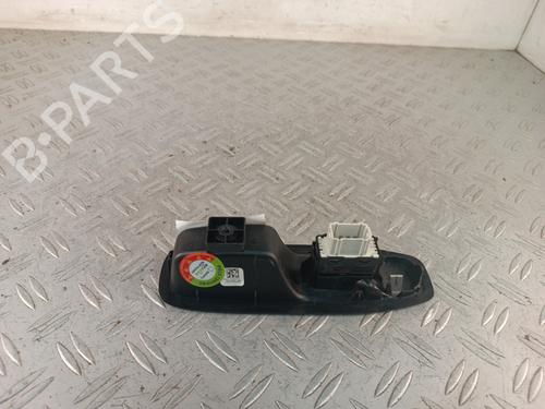 Mando elevalunas delantera derecho Mando elevalunas delantera derecho PEUGEOT 208 I (CA_, CC_) 1.6 GTi (208 hp) 37450538 37450538