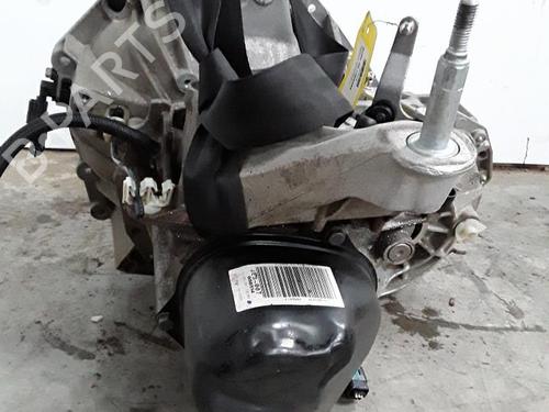 Used Gearbox Gearbox RENAULT TWINGO III (BCM_, BCA_) 1.0 SCe 75 (73 hp) 34305508 34305508