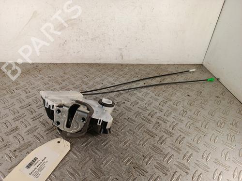 front-right-lock-toyota-yaris-_p13_-2010-2011-2012-2013-2014-2015-2016-2017-2018-2019-2020-34313420 main image