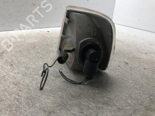 Used Right front indicator Right front indicator PEUGEOT 405 I (15B) 1.9 Diesel (69 hp) 34307224 34307224