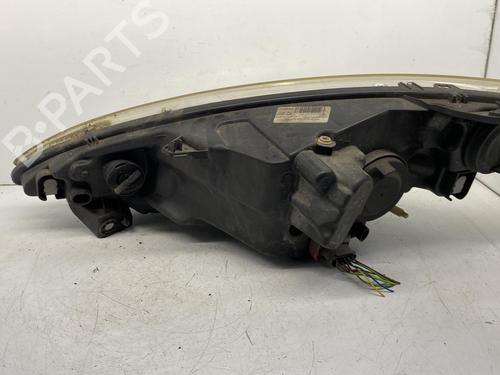 Used Right headlight Right headlight PEUGEOT 1007 (KM_) 1.4 HDi (68 hp) 35934583 35934583