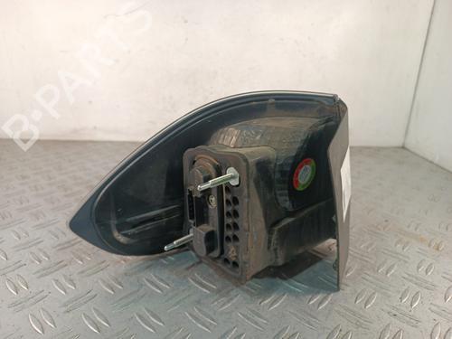 right-taillight-ford-s-max-wa6-2006-2007-2008-2009-2010-2011-2012-2013-2014-36590229 main image
