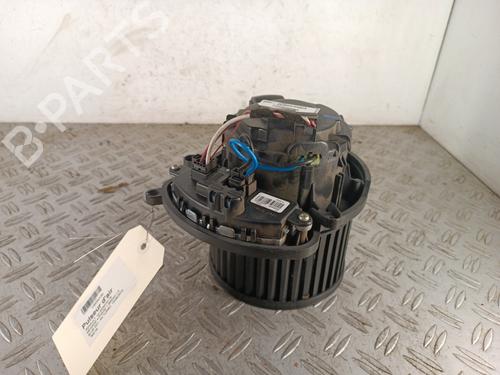 Used Heater blower motor Heater blower motor RENAULT MEGANE IV Grandtour (K9A/M/N_) 1.5 dCi 110 (110 hp) 34313328 34313328
