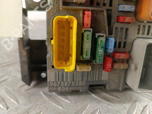 Used Fuse box Fuse box CITROËN JUMPY II Van 2.0 HDi 120 (120 hp) 34316137 34316137