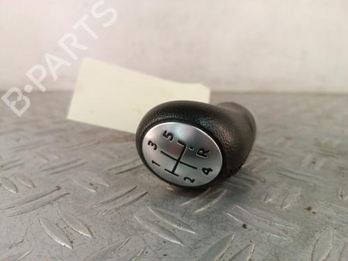 Gearknop Gearknop RENAULT CLIO III (BR0/1, CR0/1) 1.5 dCi (C/BR0G, C/BR1G) (68 hp) 36097927 36097927