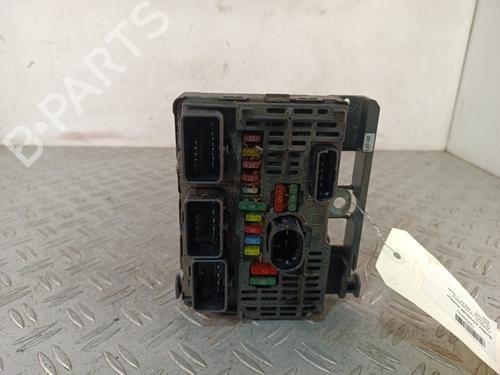 Used Fuse box Fuse box PEUGEOT 407 SW (6E_, 6D_) 2.0 HDi 135 (136 hp) 34318464 34318464
