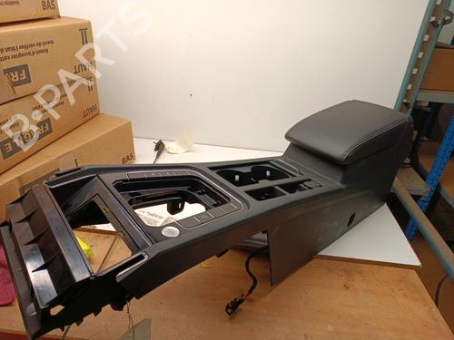 Used Middle console Middle console 37738735 37738735