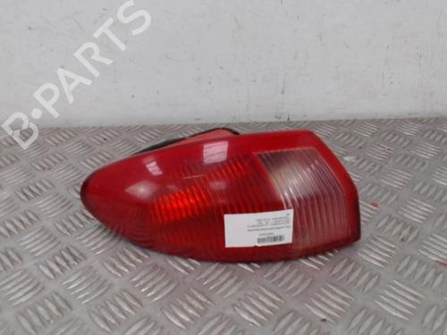 Used Left taillight Left taillight ALFA ROMEO 147 (937_) 1.6 16V T.SPARK ECO (937.AXA1A, 937.BXA1A) (105 hp) 34305665 34305665