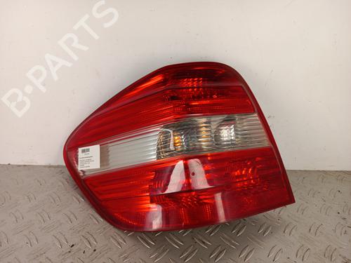 Used Left taillight Left taillight MERCEDES-BENZ M-CLASS (W164) [2005-2012] 34311008 34311008