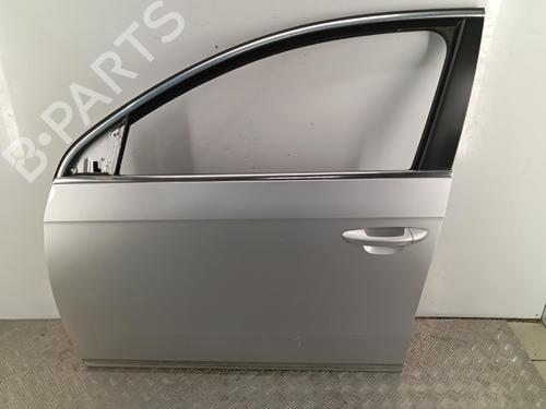 Used Left front door Left front door 39154824 39154824